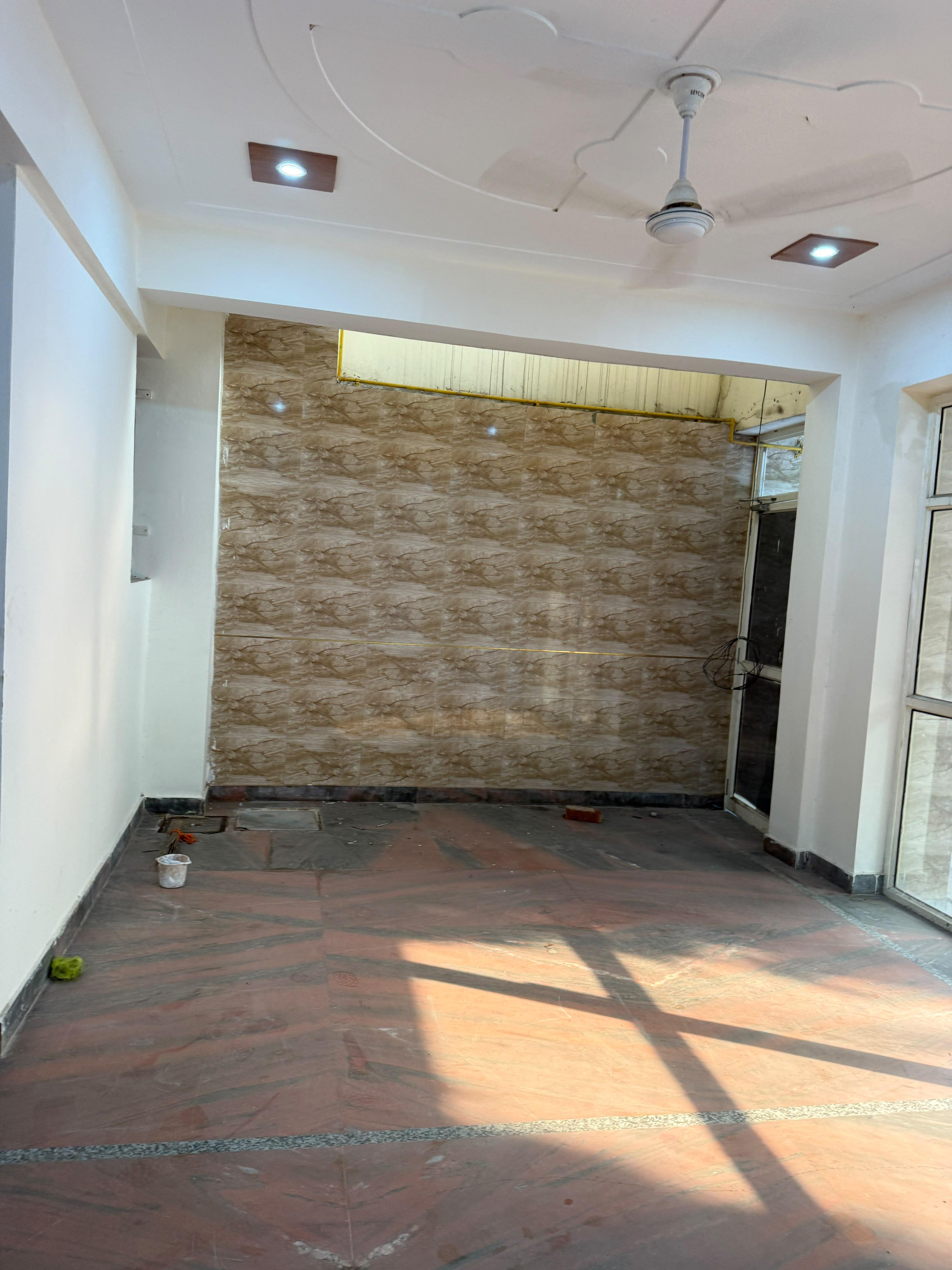5+ BHK Flat for Rent, Sector 15A Noida — photo 5