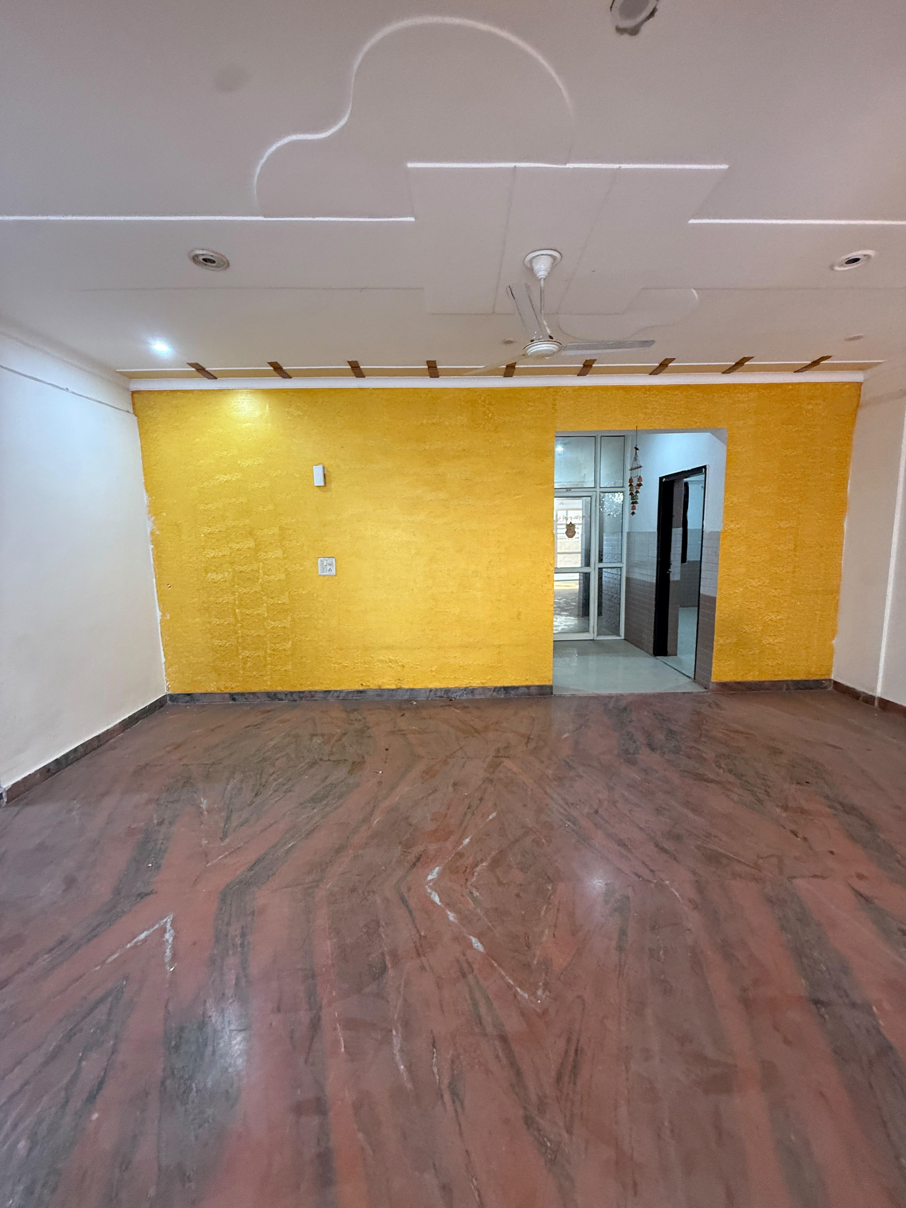 5+ BHK Flat for Rent, Sector 15A Noida — photo 9