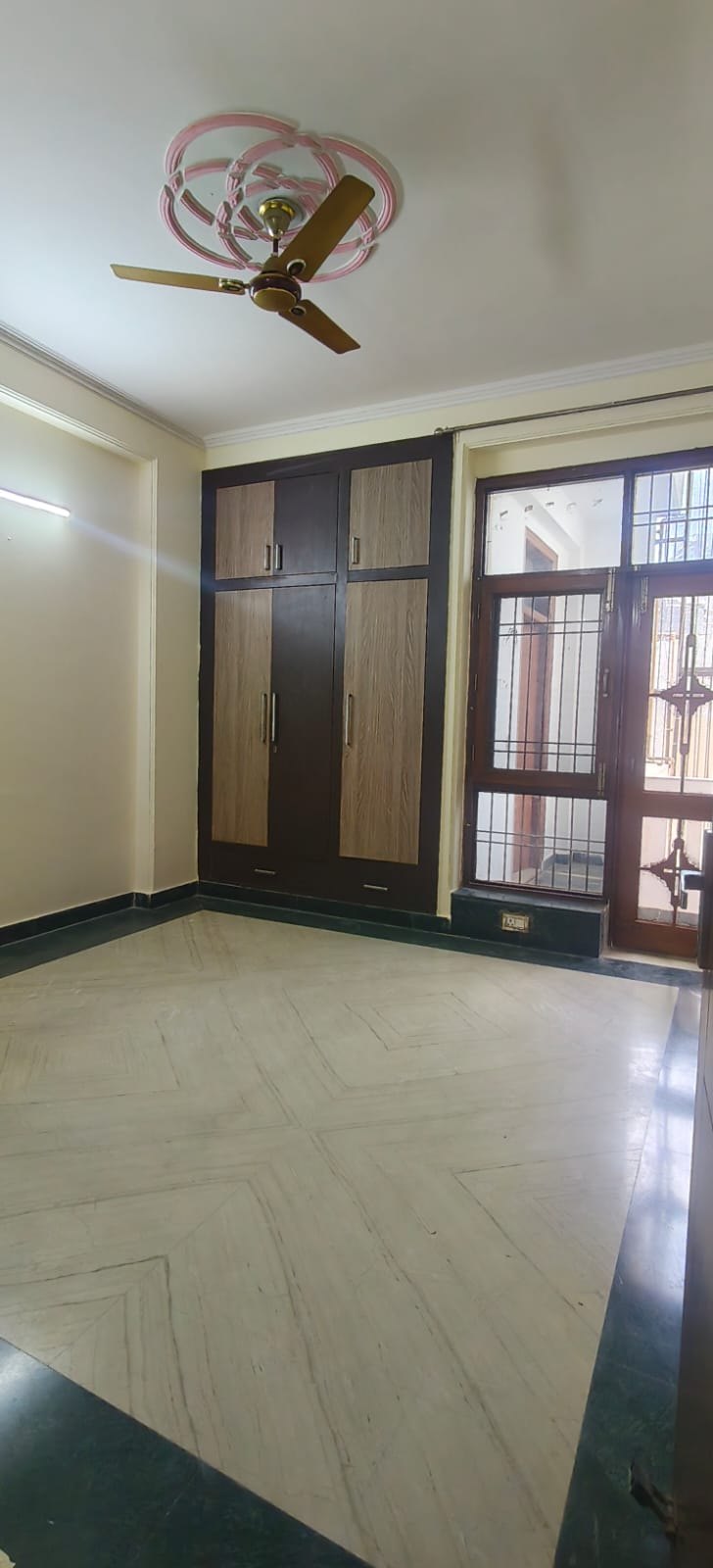 2 BHK Builder floor for Sale, Sector 73, Noida — photo 3