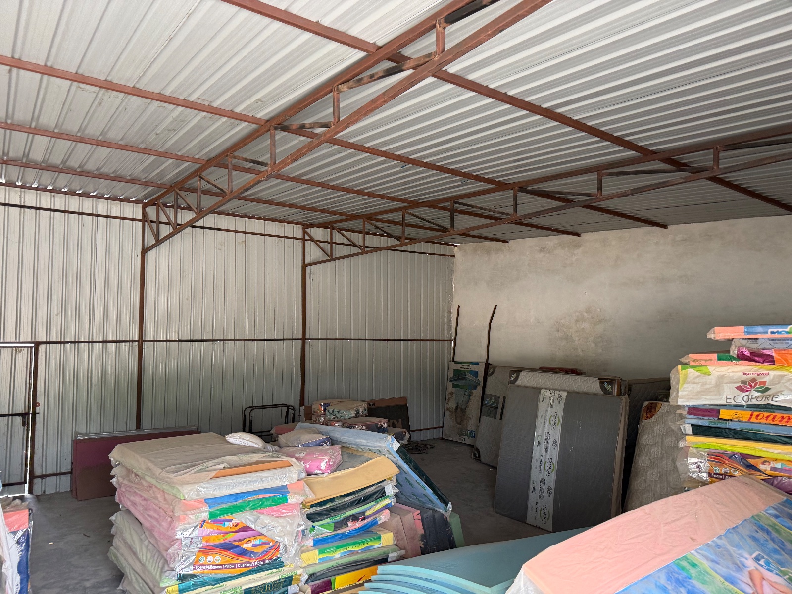 Industrial / Warehouse for Rent, Tajganj, Tora