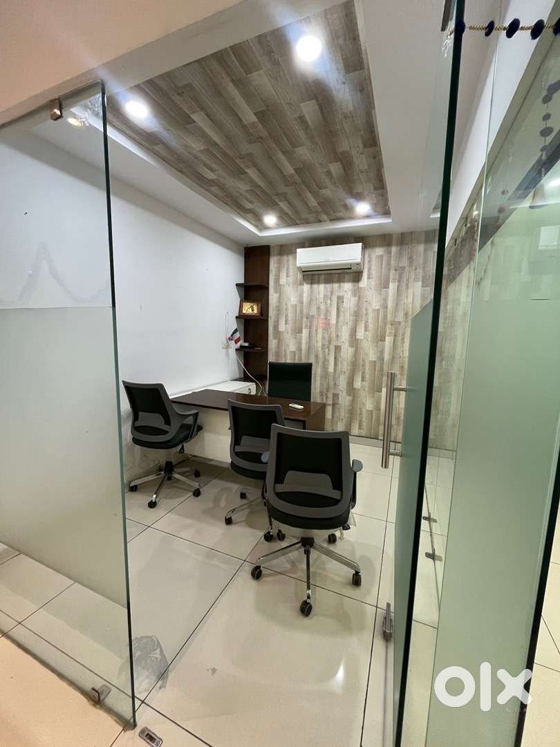 920 SQ FT SHOWROOM FOR SALE — photo 8