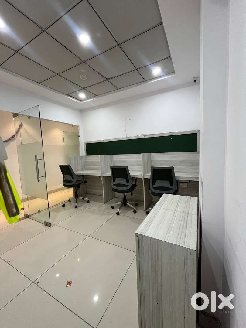 920 SQ FT SHOWROOM FOR SALE — photo 10