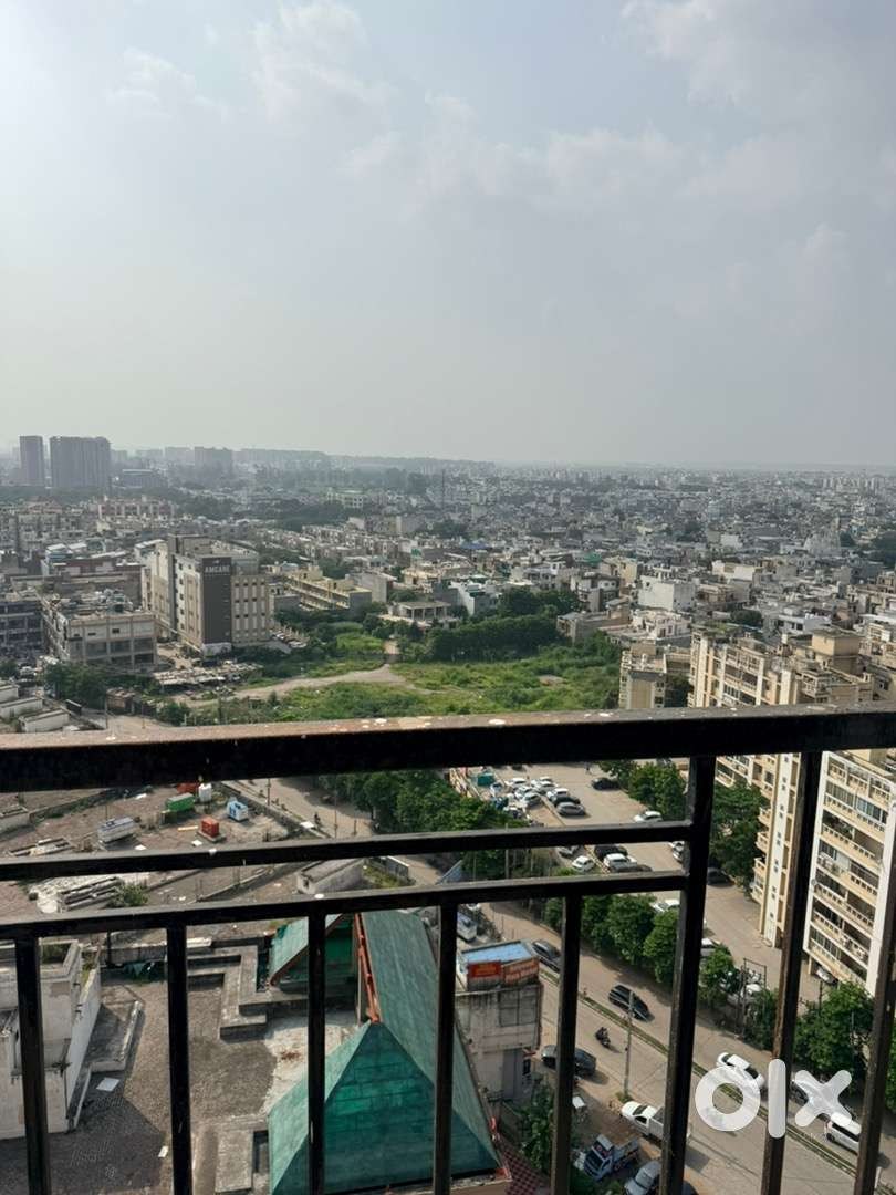 Fully Furnished 650 Sq Ft Office For Rent in CCC
